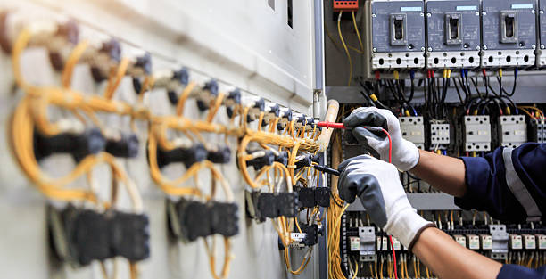 Professional Electrician technician working in Edina, MN